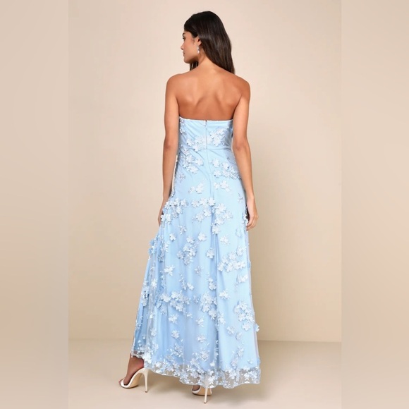 [NWT] Lulus Strapless Blue Floral Embroidered Maxi Dress - X-Small - Picture 3 of 12